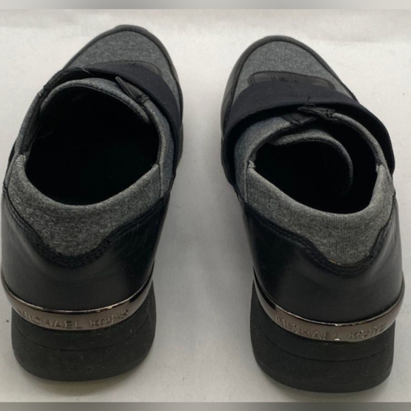 Michael Kors MK Trainer Scuba Grey/Black Sneakers Size 7.5 MSRP $125 - Picture 2 of 6
